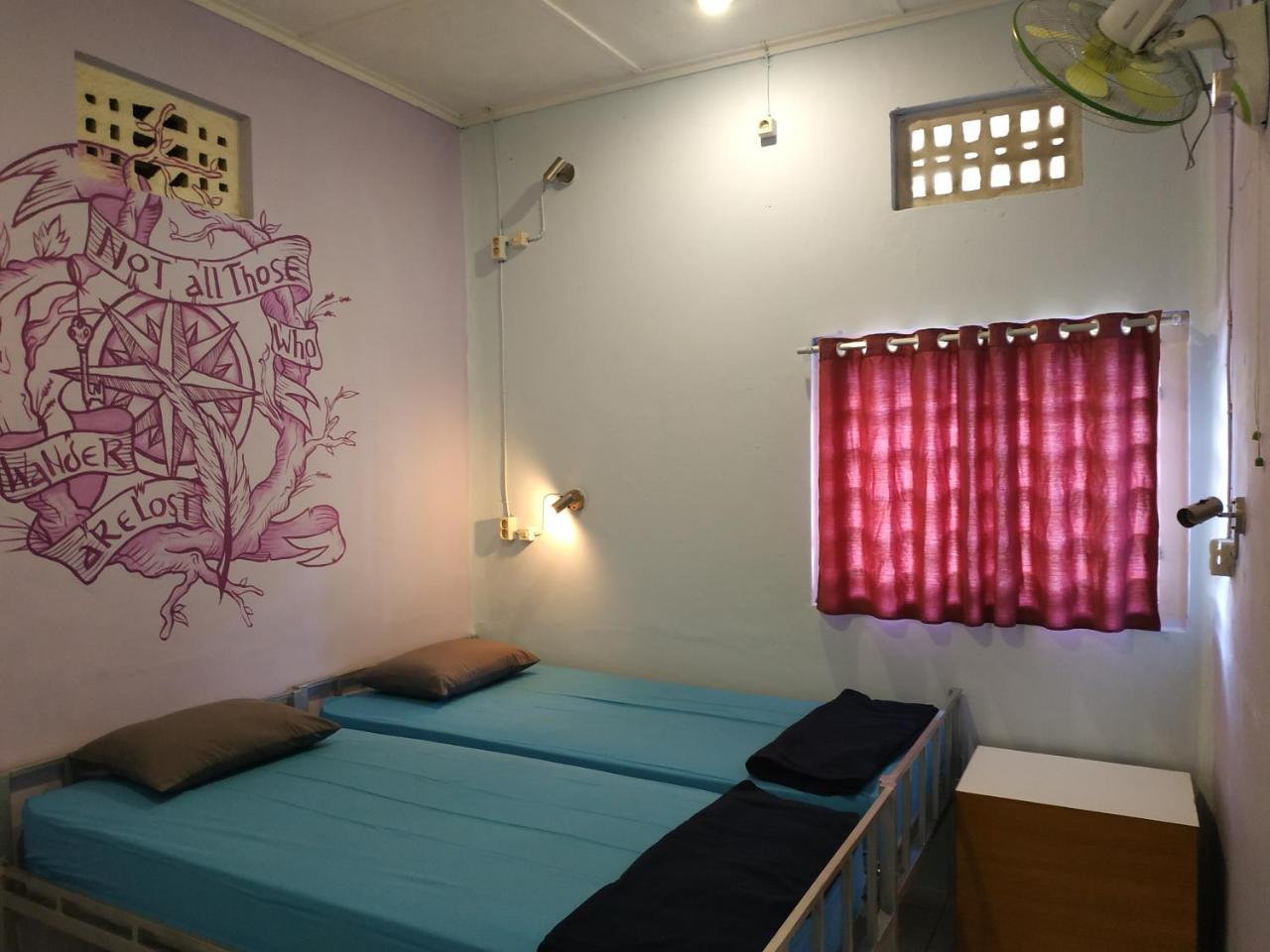 Hoz Bed & Breakfast Джок'якарта Екстер'єр фото
